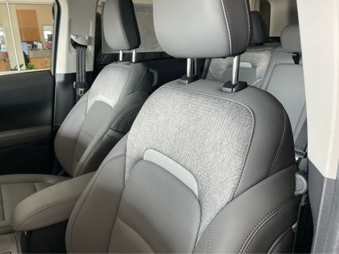 New 2026 Ford Bronco Sport Badlands AWD/4WD image 17