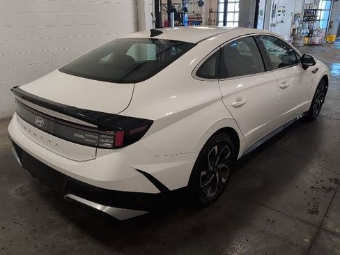 Used 2025 Hyundai Sonata SEL FWD image 4