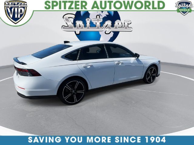 Used 2025 Honda Accord Sport image 9
