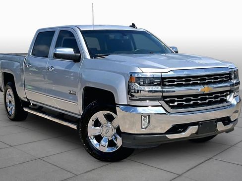 Used 2018 Chevrolet Silverado 1500 LTZ w/ Texas Edition RWD image 3