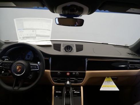 New 2026 Porsche Macan S image 17