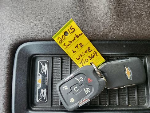 Used 2015 Chevrolet Suburban LTZ AWD/4WD image 25