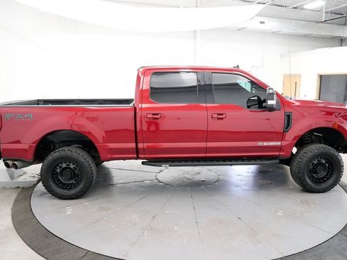 Used 2019 Ford F250 Lariat w/ Lariat Ultimate Package AWD/4WD image 8