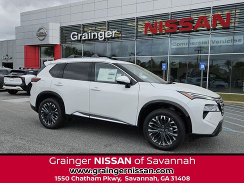 New 2026 Nissan Rogue Platinum w/ Platinum Premium Package AWD/4WD image 1