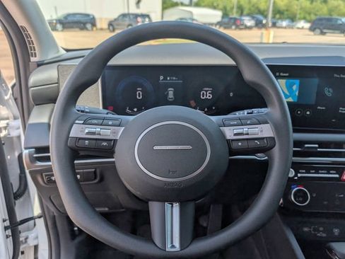New 2026 Hyundai Tucson SEL FWD image 15