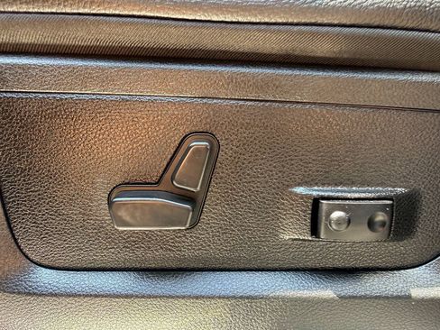 Used 2024 RAM 2500 Limited w/ Safety Group AWD/4WD image 21