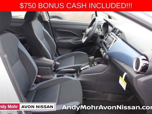 New 2025 Nissan Versa SV image 11