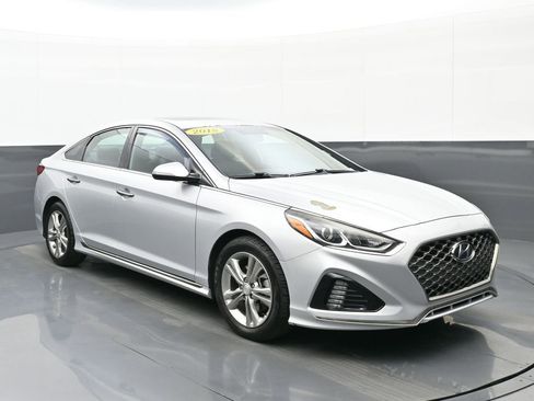 Used 2018 Hyundai Sonata Sport image 1