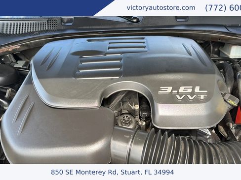 Used 2018 Dodge Charger GT AWD/4WD image 40