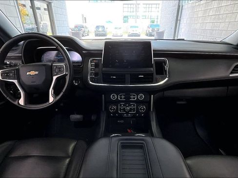 Used 2024 Chevrolet Tahoe LT AWD/4WD image 9