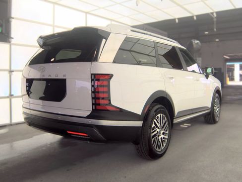 Used 2026 Hyundai Palisade SEL FWD image 4