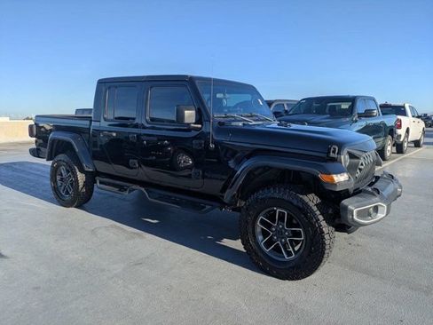 Used 2021 Jeep Gladiator Sport AWD/4WD image 1