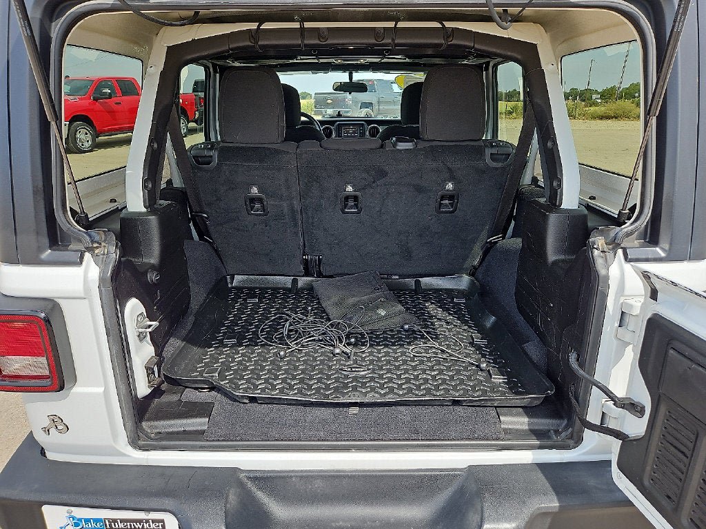 Used 2019 Jeep Wrangler Unlimited Sport S AWD/4WD image 16