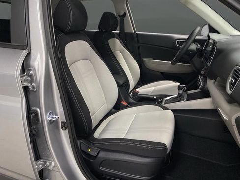 New 2026 Hyundai Venue SEL image 28