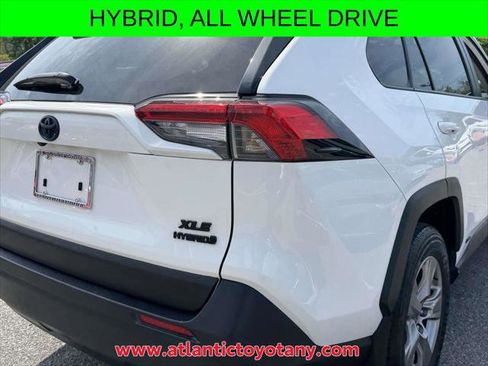 Certified 2023 Toyota RAV4 XLE w/ Convenience Package AWD/4WD image 9