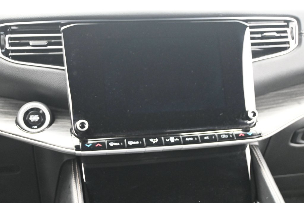 Used 2024 Jeep Wagoneer L Series II AWD/4WD image 31