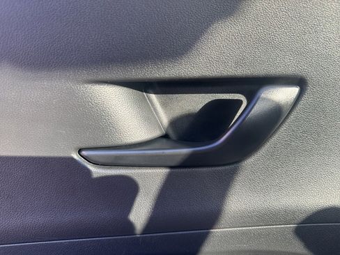 Used 2025 Hyundai Kona SEL image 32