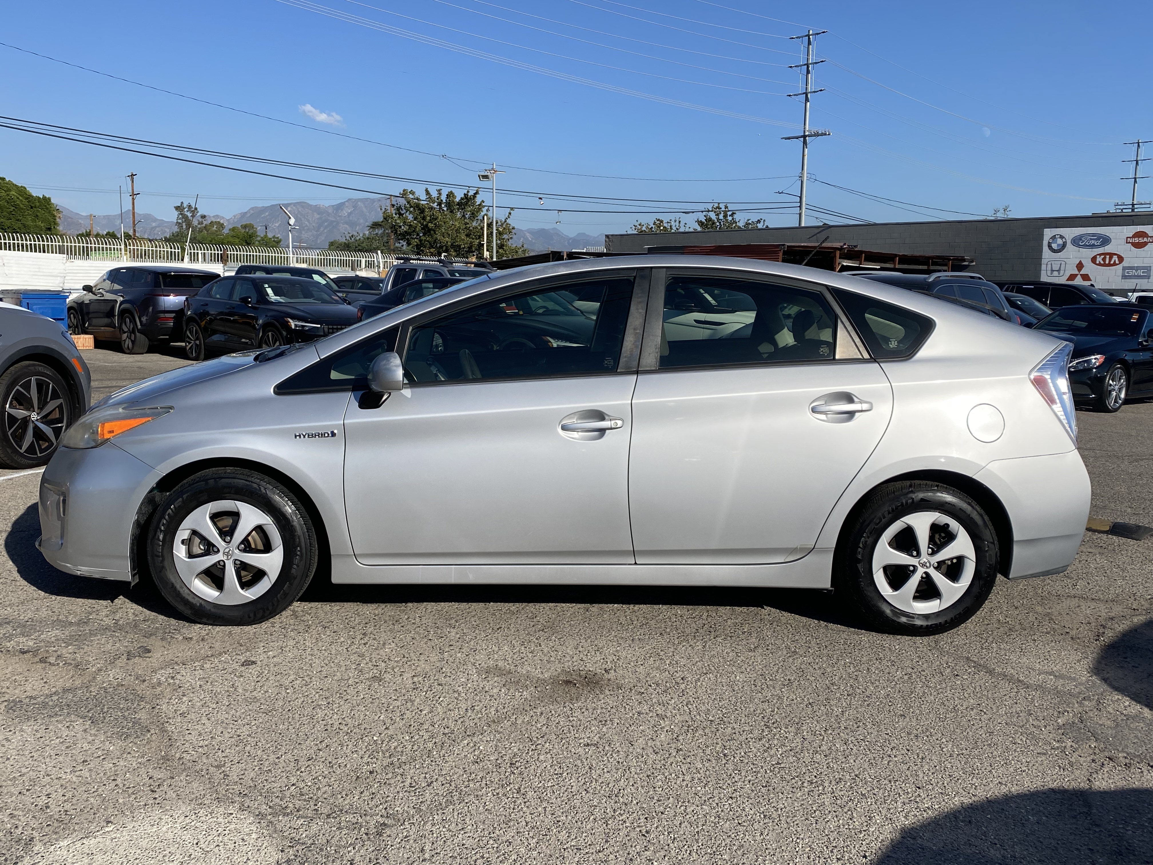 Used 2015 Toyota Prius Two FWD image 13
