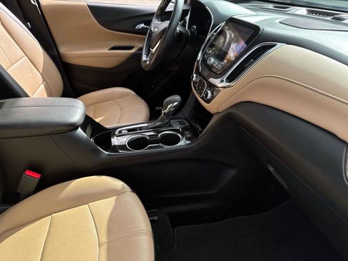 Certified 2022 Chevrolet Equinox Premier image 8