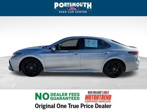 Used 2024 Toyota Camry LE image 6