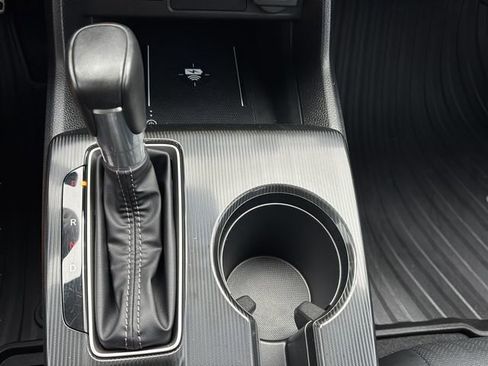 Used 2025 Honda Civic Sport image 24