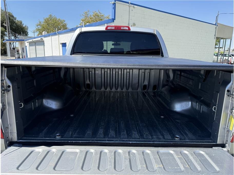 Used 2014 Toyota Tundra SR5 AWD/4WD image 14