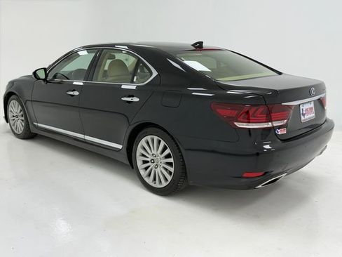 Used 2015 Lexus LS 460 AWD w/ Comfort Package image 37