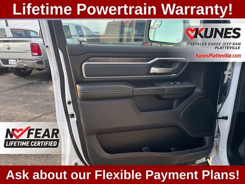 Used 2022 RAM 1500 Big Horn AWD/4WD image 12