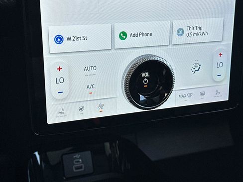 New 2025 Ford Mustang Mach-E Premium image 18