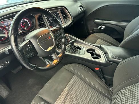 Used 2022 Dodge Challenger SXT w/ Blacktop Package AWD/4WD image 9