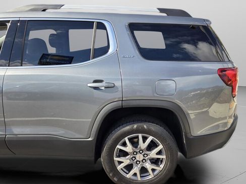 Used 2022 GMC Acadia SLT w/ Technology Package image 33