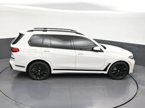 Used 2022 BMW X7 xDrive40i w/ M Sport Package AWD/4WD image 21