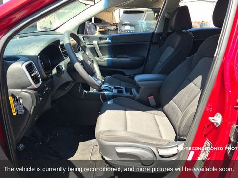 Used 2021 Kia Sportage LX FWD image 11