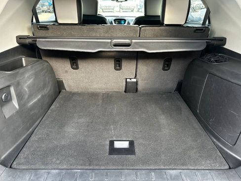 Used 2017 Chevrolet Equinox Premier w/ Enhanced Convenience Package image 18