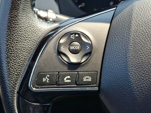 Used 2018 Mitsubishi Outlander LE AWD/4WD image 23