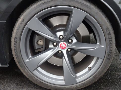 Used 2018 Jaguar F-TYPE 400 Sport RWD image 31