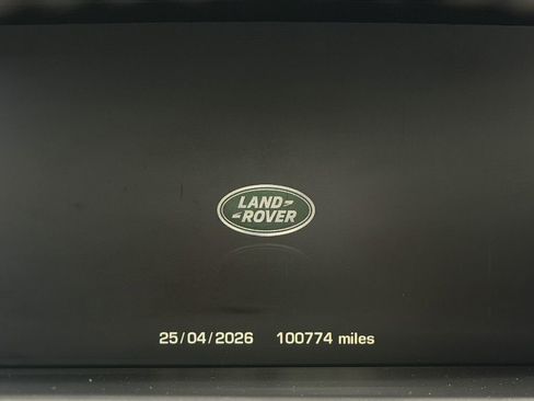 Used 2016 Land Rover Range Rover Sport SVR AWD/4WD image 28