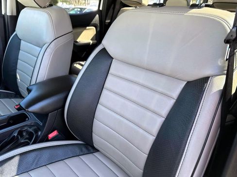 Used 2019 Ford Ranger XLT w/ Equipment Group 302A Luxury image 20