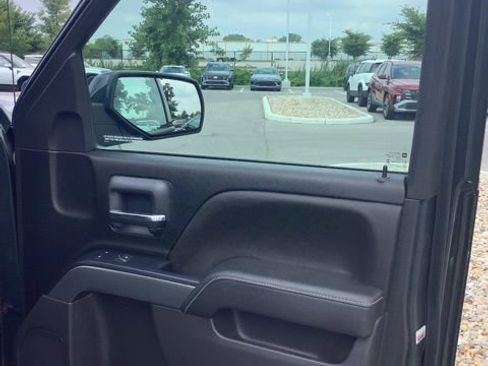 Used 2018 Chevrolet Silverado 1500 LT w/ LT Eassist Package image 23