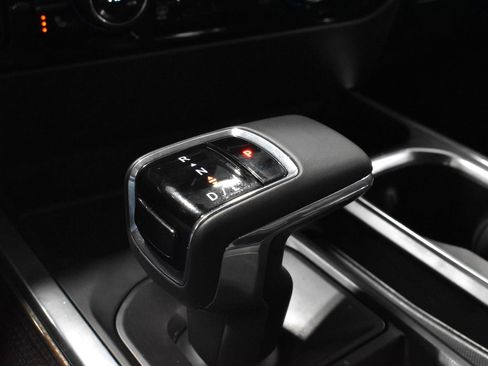 Used 2025 Chevrolet Silverado 1500 LT Trail Boss w/ Convenience Package II image 21