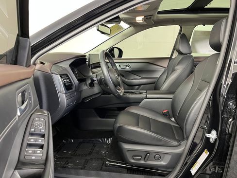Used 2023 Nissan Rogue SL w/ SL Premium Package AWD/4WD image 11