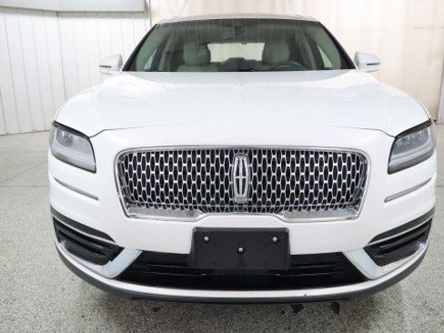 Used 2020 Lincoln Nautilus FWD image 7