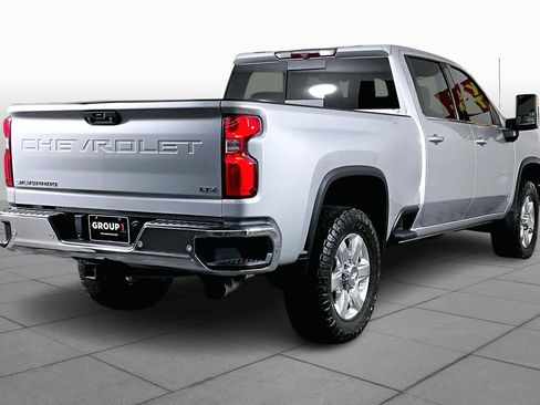 Used 2020 Chevrolet Silverado 2500 LTZ w/ LTZ Plus Package image 12