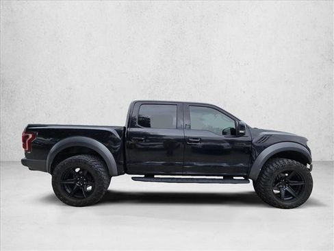 Used 2019 Ford F150 Raptor w/ Equipment Group 802A Luxury image 4