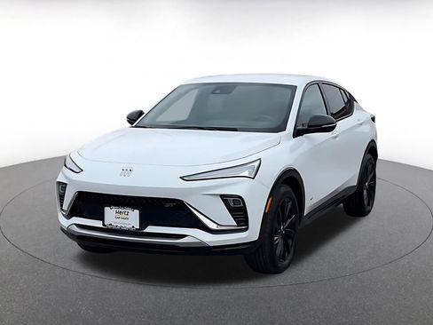 Used 2025 Buick Envista Sport Touring image 9