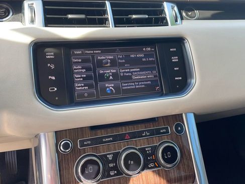 Used 2014 Land Rover Range Rover Sport HSE AWD/4WD image 12