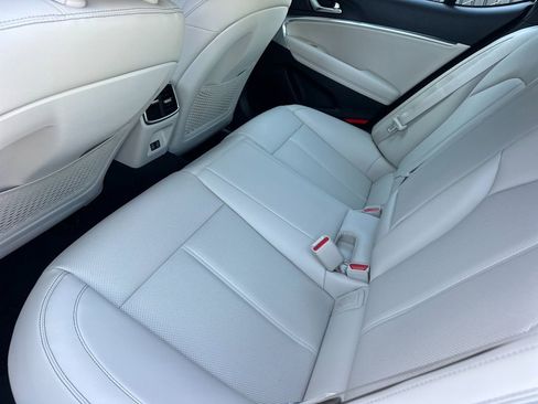 New 2026 Genesis G70 2.5T image 12