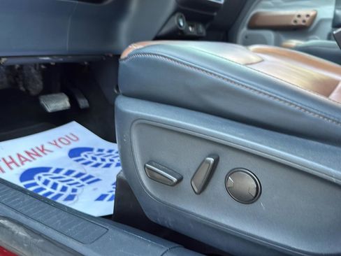 Certified 2022 Ford Maverick Lariat w/ Lariat Luxury Package image 9