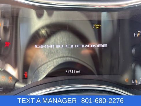 Used 2021 Jeep Grand Cherokee Summit w/ Platinum Series Group AWD/4WD image 18