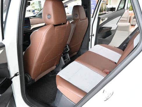 New 2026 Volkswagen ID.4 Pro RWD image 14